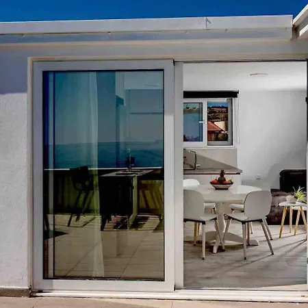 Zen - Infinity Seaview *