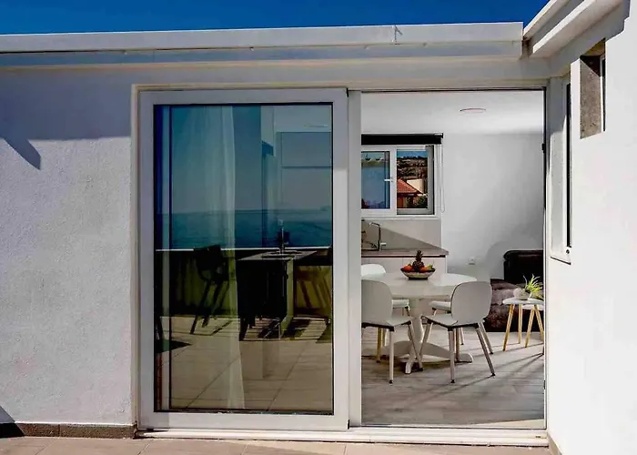 Zen - Infinity Seaview *