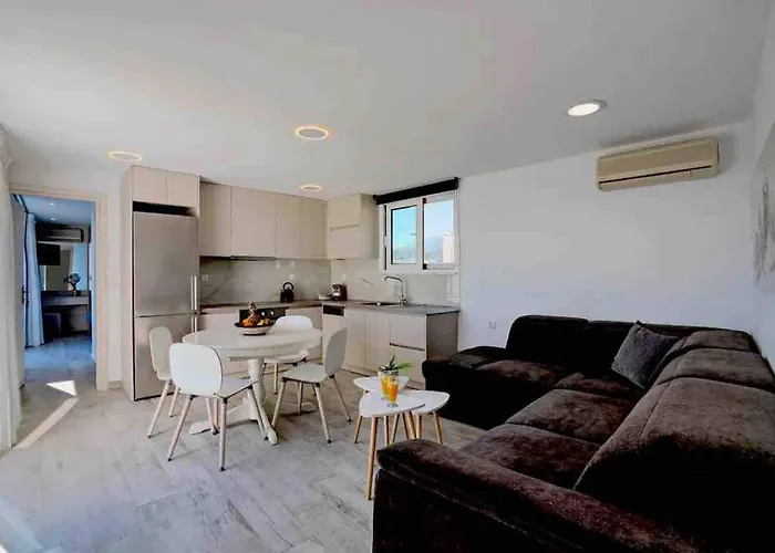 Zen - Infinity Seaview