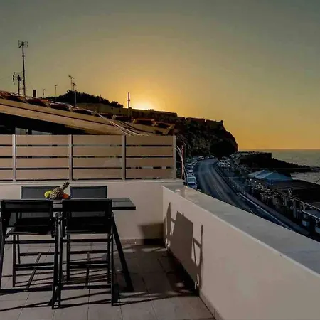 Zen - Infinity Seaview Апартаменти *